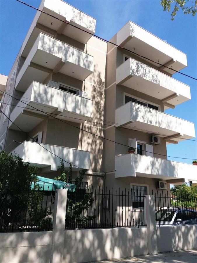 Kulla E Vekut Durres Exterior photo